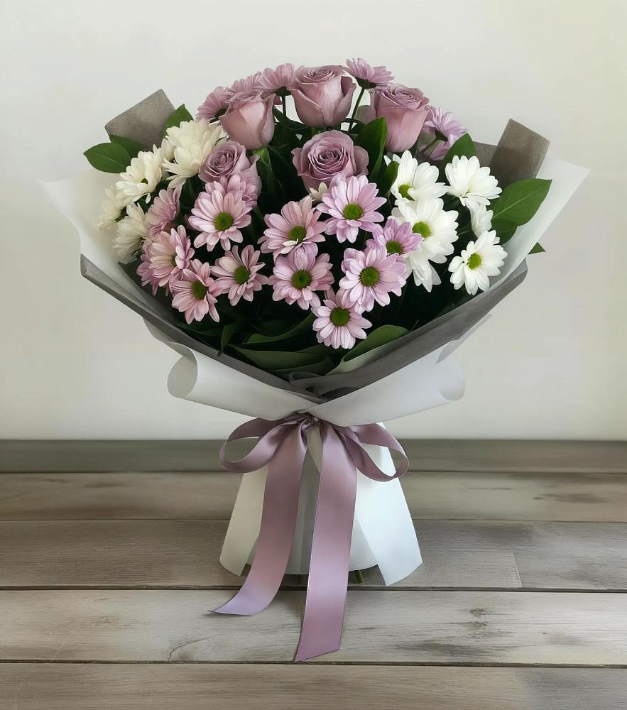 Букет цветов из: Хризантемы и Розы в Горнозаводске