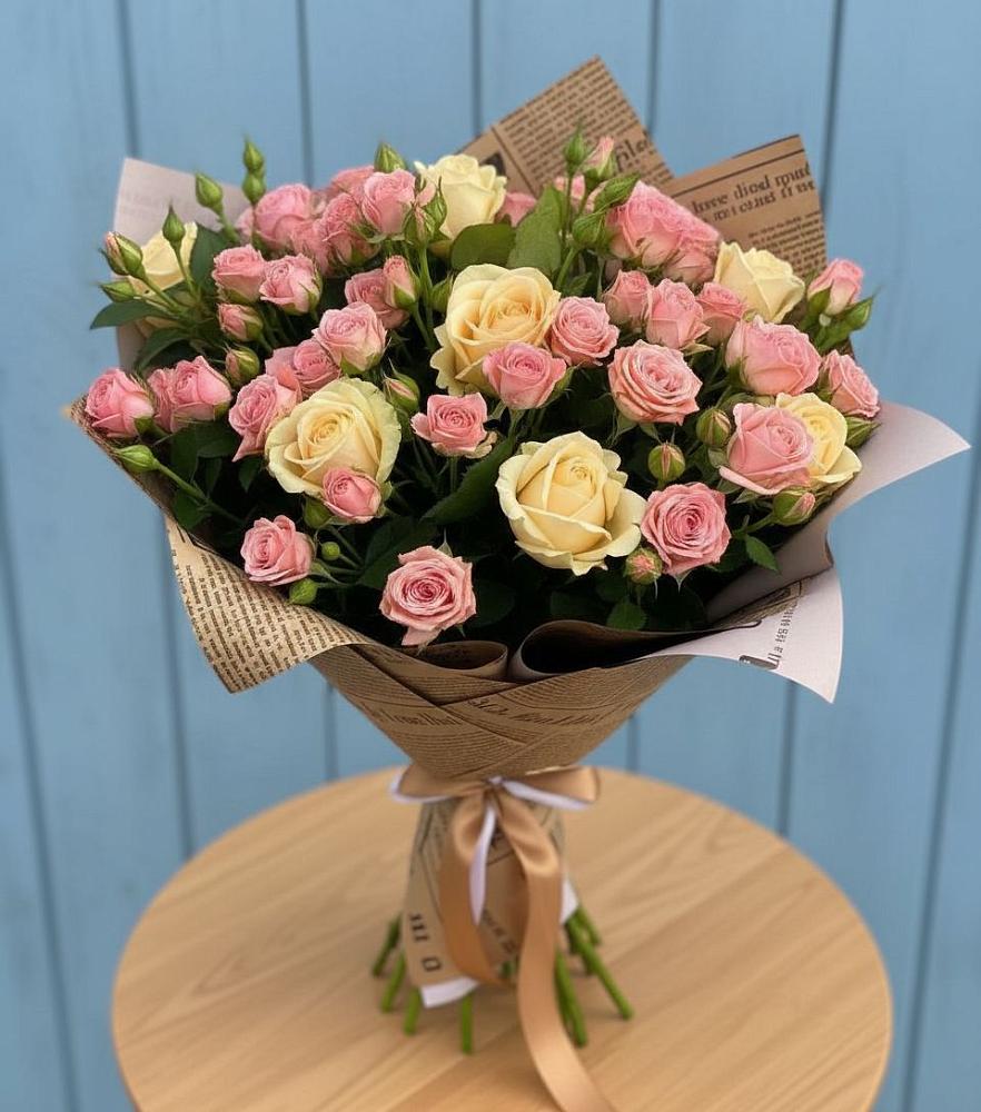 Букет цветов из: Розы в Горнозаводске