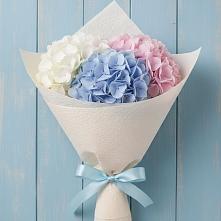 Букет цветов из:  Гортензия в Горнозаводске