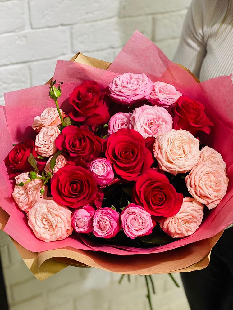 Букет цветов из: Розы в Горнозаводске