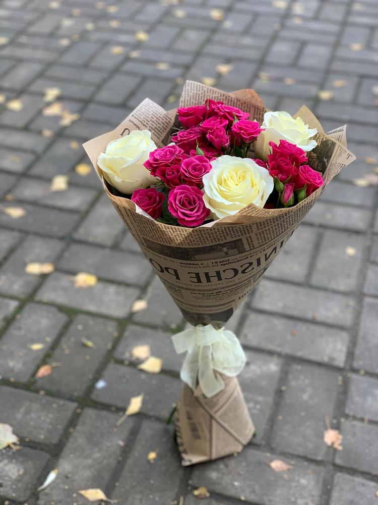 Букет цветов из: Розы в Горнозаводске