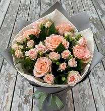 Букет цветов из:  Розы в Горнозаводске