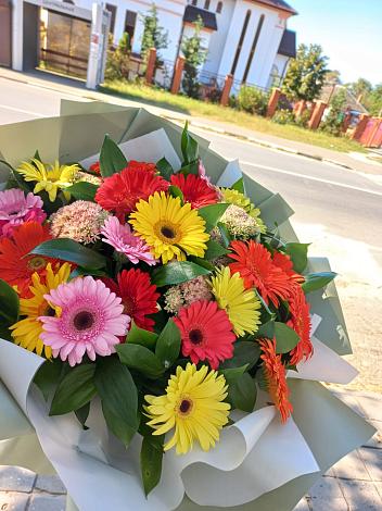 Букет цветов из: Герберы в Горнозаводске