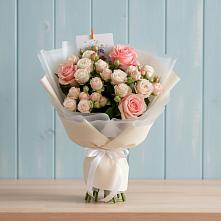 Букет цветов из:  Розы в Горнозаводске