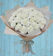 Букет цветов из:  Гвоздики в Горнозаводске