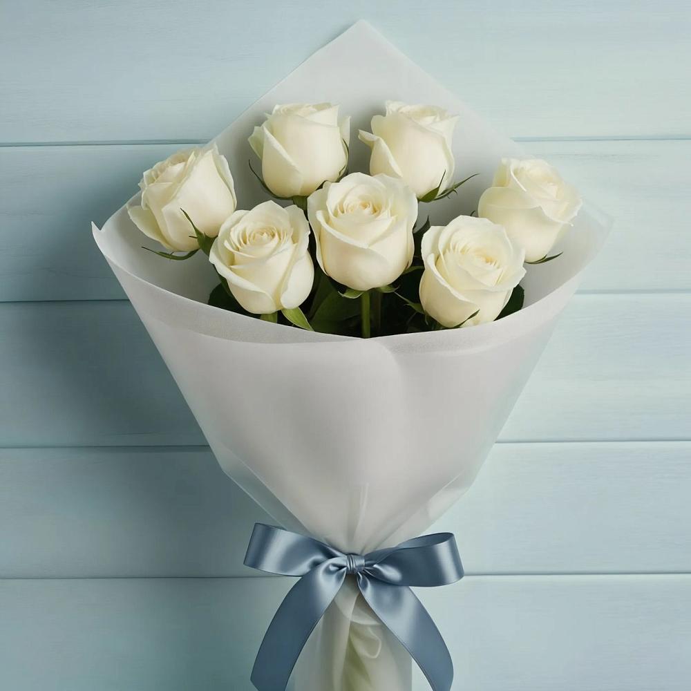 Букет 7 Белых роз Эдлесс Лав в Горнозаводске